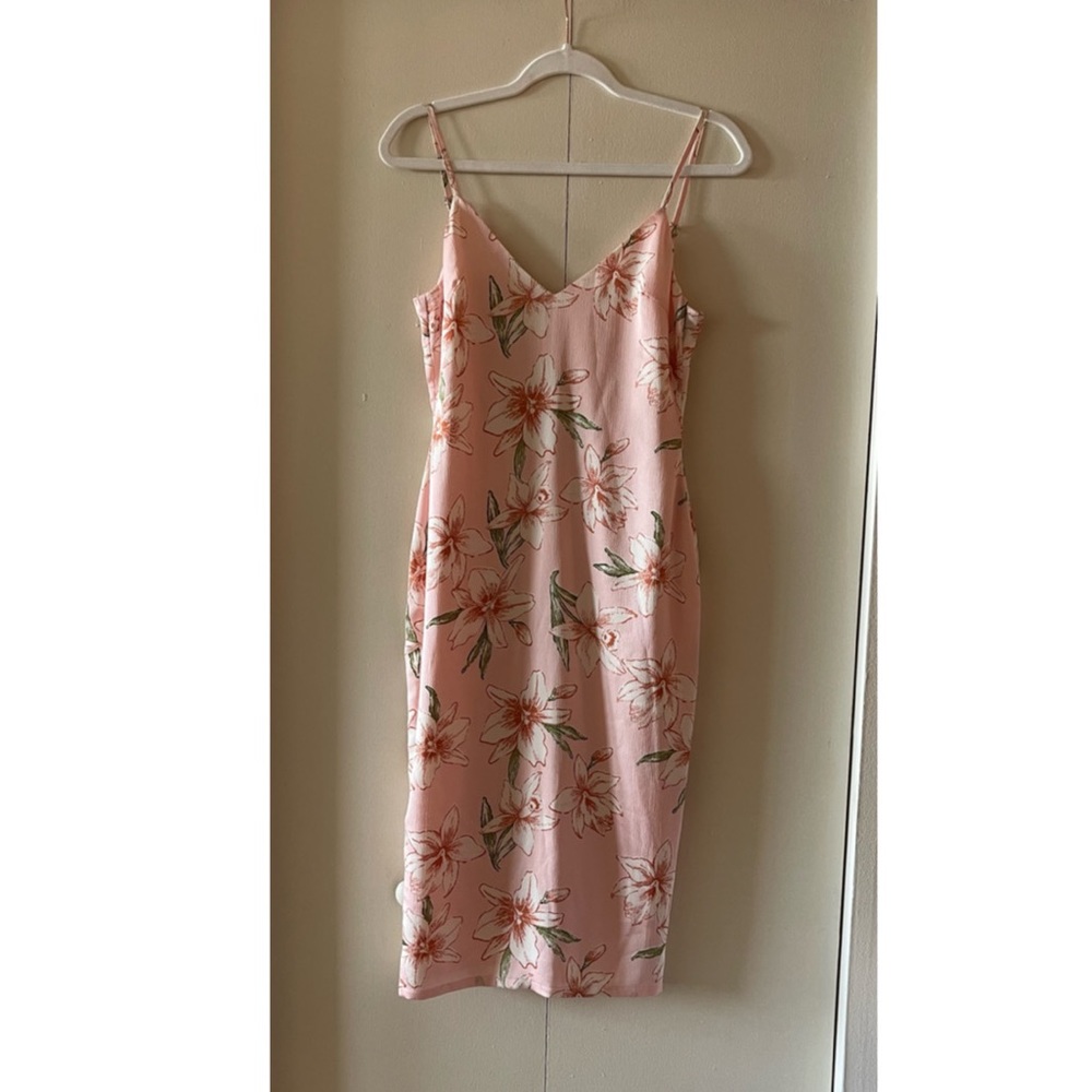 superdown | Andi Tie Back Dress in Pink Floral